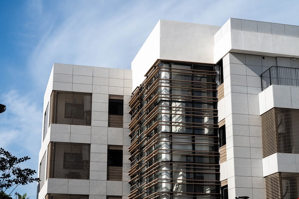 המסילה הרצליה פרויקט הצללה לוברים - קבוצת אלוקל 15