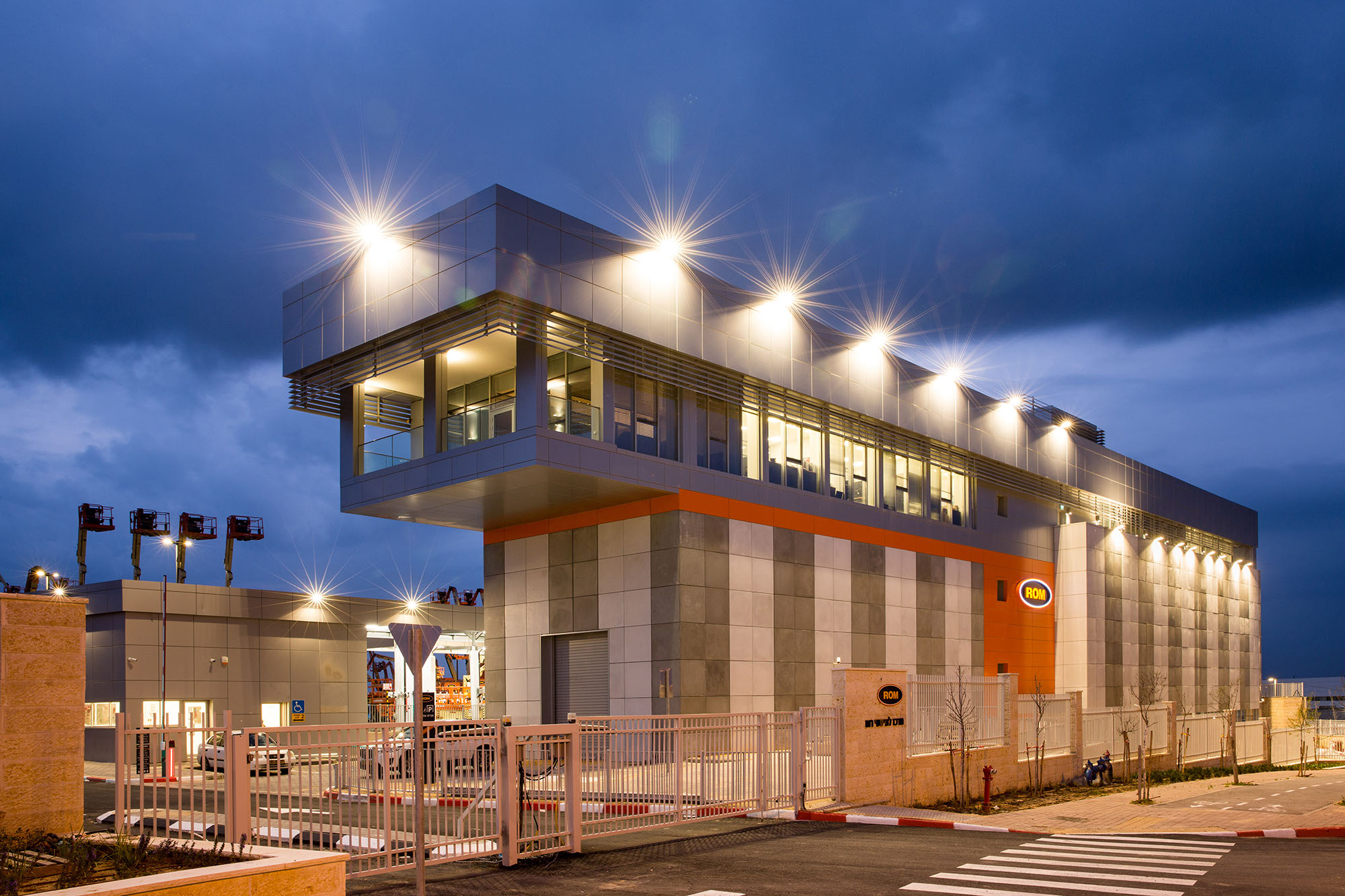 רפפות הצללה מאלומיניום