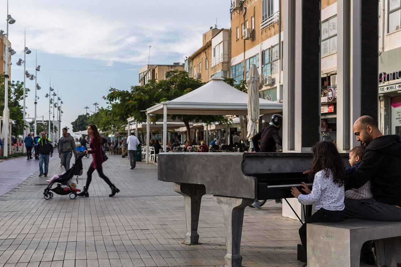 אלמנטים סביבתיים מבטון אדריכלי